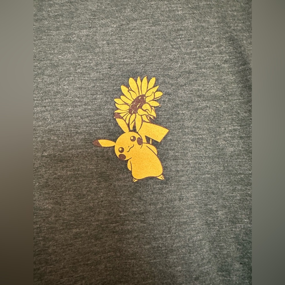 Pikachu & Sunflora Pokémon Unisex Green Hoodie Size Small - Picture 5 of 13